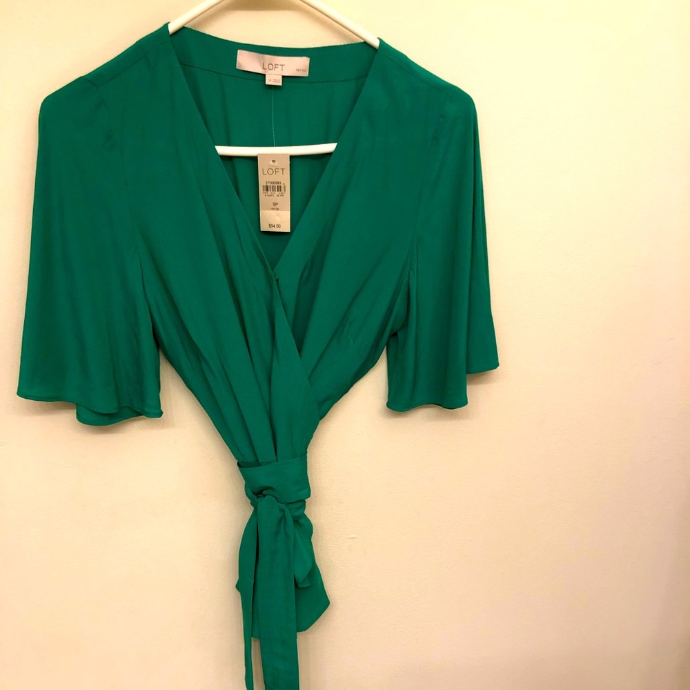 NWT Ann Taylor loft green wrap top SP